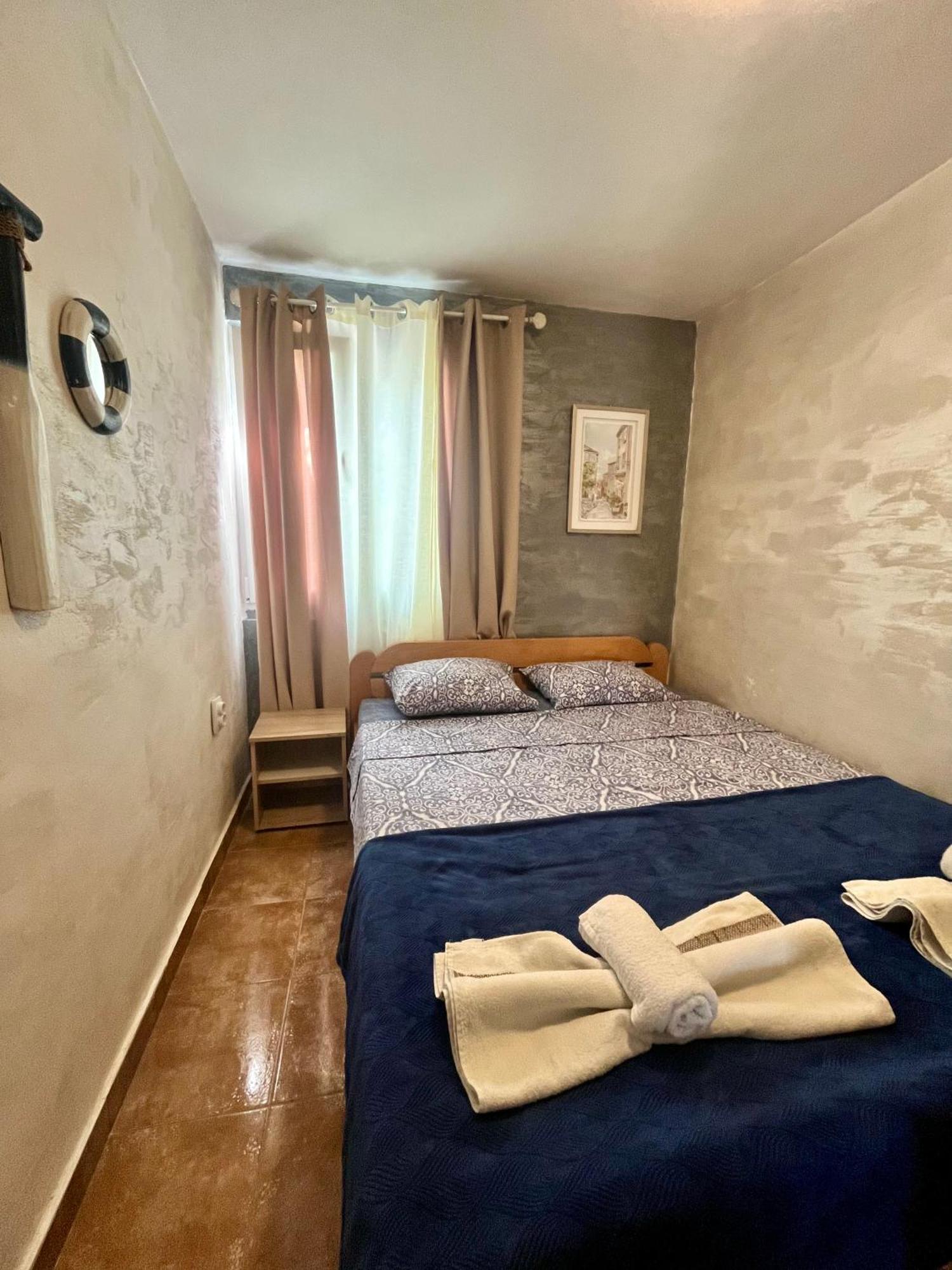 Apartments Obradovic Krasići Quarto foto